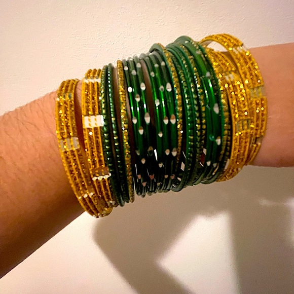 Indian bangles - Picture 1 of 3